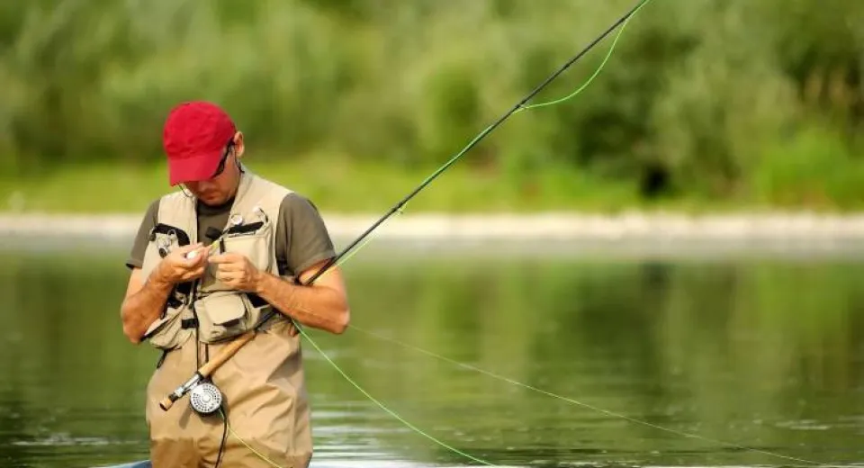 Foto Puncte de debarcare și adăposturi moderne pentru pescari