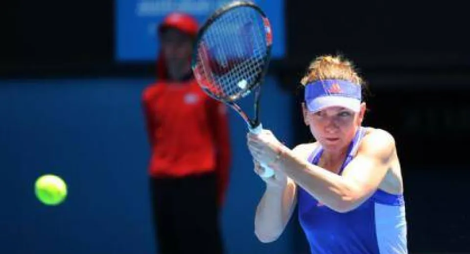 Foto Simona Halep - cap de serie 3: Irina Begu - cap de serie 29 la Wimbledon
