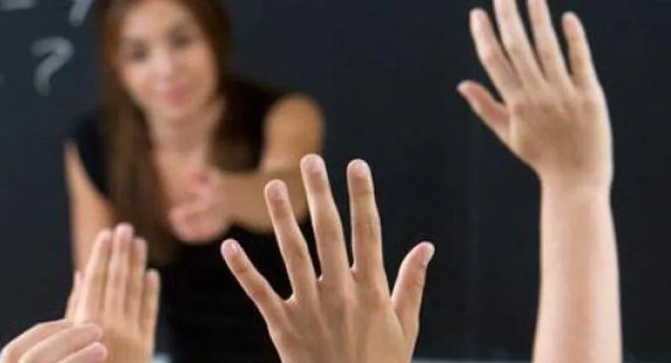 Foto Studiu: 35% dintre profesori câștigă sub salariul minim