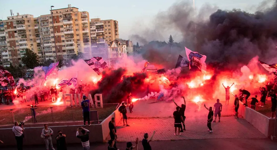 Foto „Avem nevoie de forța Peluzei Sud. Băieții vor să își ia revanșa în fața suporterilor. Vor să spele rușinea!