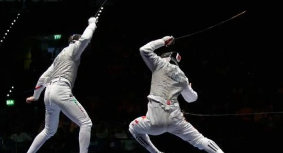 Foto România, primul loc pe naţiuni la Campionatul Balcanic de scrimă de la Nis
