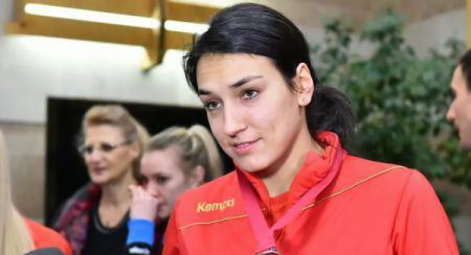 Foto Cristina Neagu, desemnată cea mai bună handbalistă din lume în 2015
