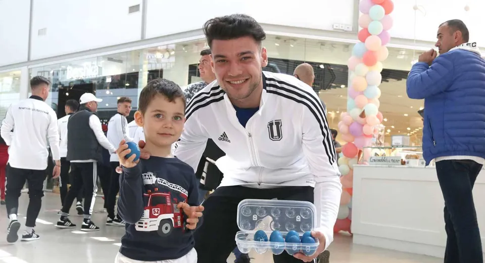 Foto Alb-albaștrii, acțiune-surpriză pentru fani, în Vinerea Mare. După Paște, FCU joacă la Botoșani!
