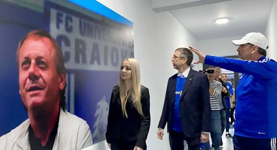 Foto Ambasadorul Argentinei în România a vizitat baza de antrenament a lui FC Universitatea
