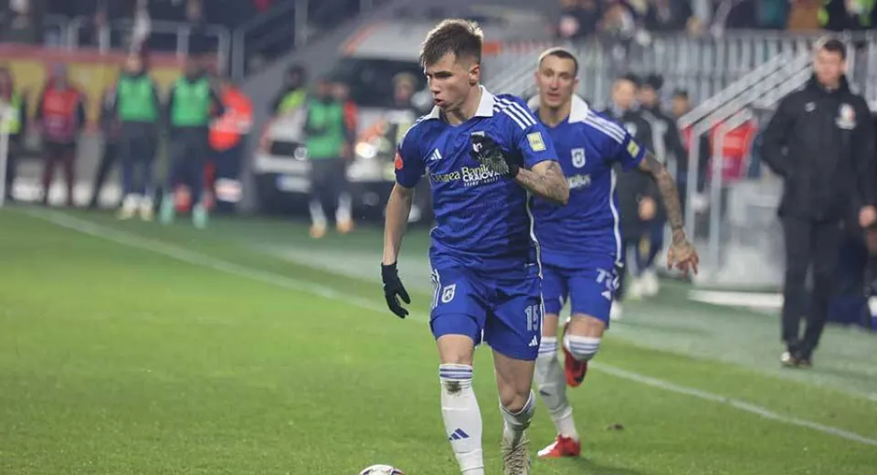 Foto  Greu fără profesorul de tango argentinian pe gazon. Rapid-Fotbal Club Universitatea, 4-3