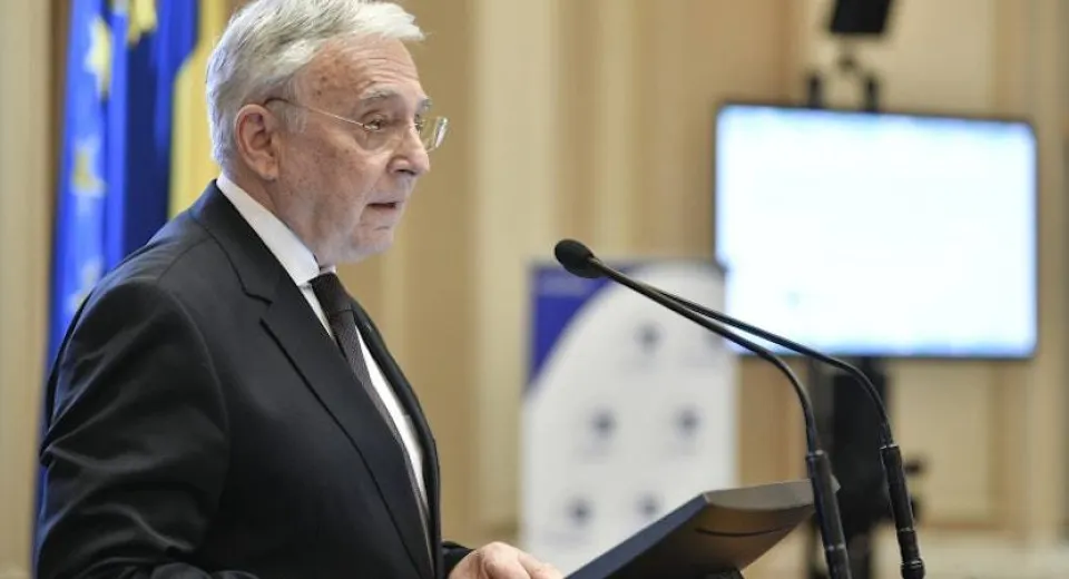 Foto Guvernatorul BNR despre viitorul economiei: digitalizarea schimbă regulile jocului