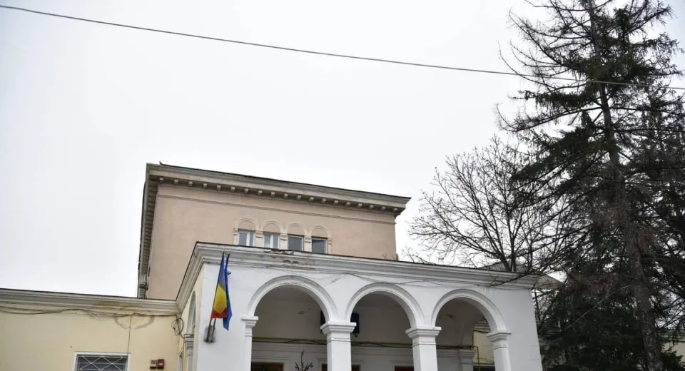 Foto CRAIOVA: Pediatria de la Parc va fi reabilitată și consolidată 