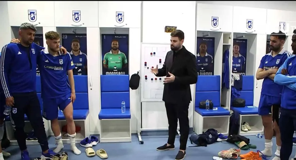 Foto VIDEO Adrian Mititelu jr, discurs fabulos în vestiarul Științei după victoria cu U Cluj