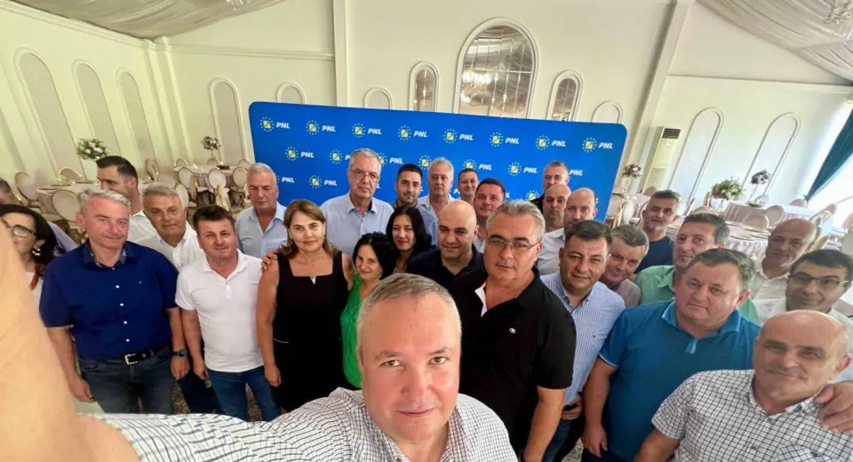 Foto Nicolae Ciucă a început, în Dolj, consultările cu liberalii pentru candidatura la prezidențiale