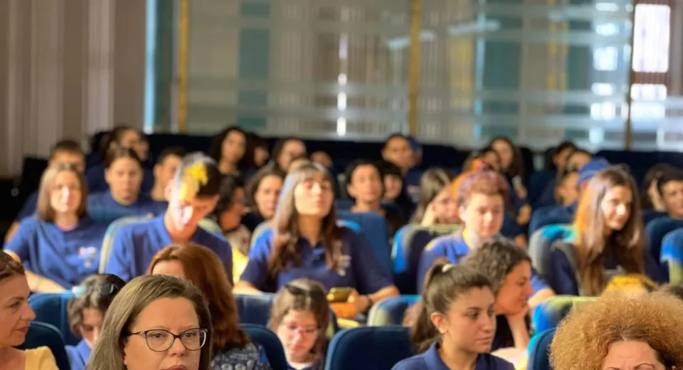 Foto Trei noi școli de vară la Universitatea din Craiova. Participă peste 150 de elevi din Oltenia  