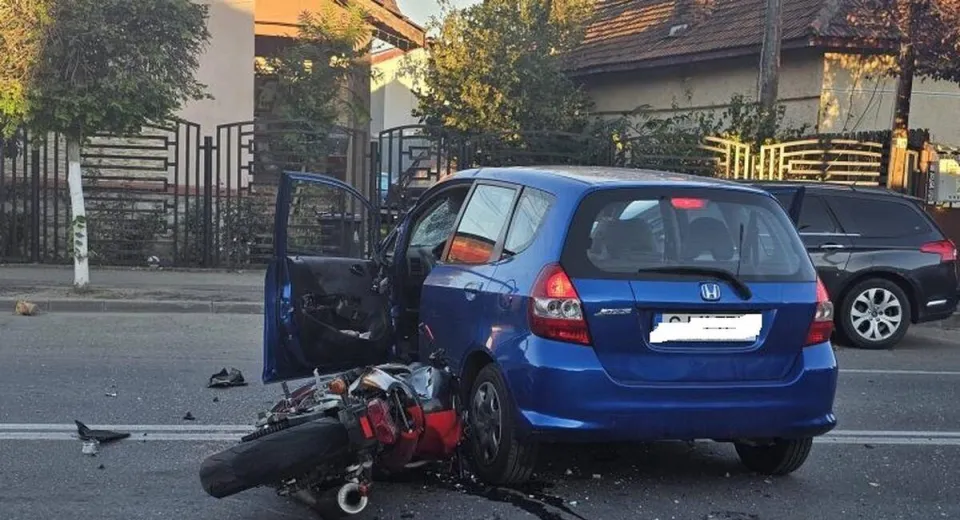 Foto GORJ: Motociclist în vârstă de 18 ani, mort în urma unui accident rutier 