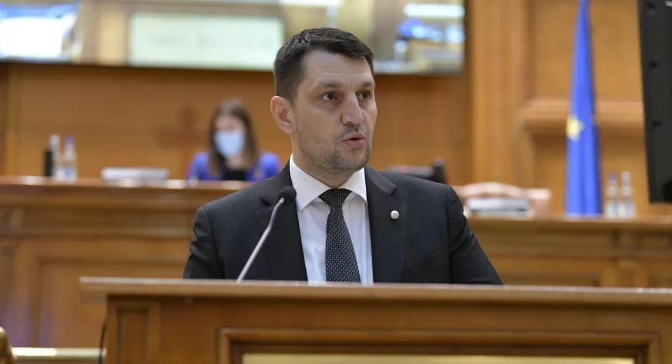 Foto Ștefan Stoica, deputat PNL: Decizia CCR confirmă jocul politic toxic dintre candidatul PSD, Marcel Ciolacu, și candidatul AUR, George Simion