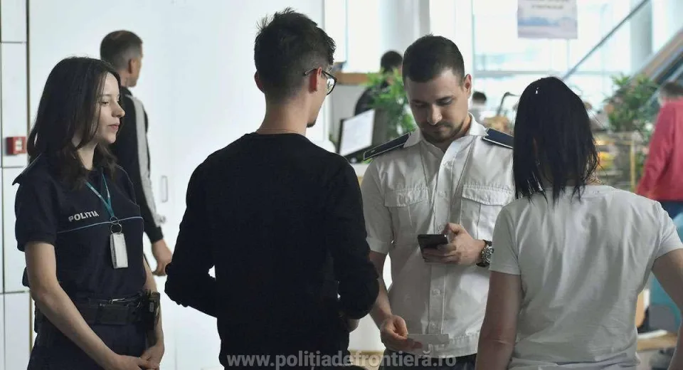 Foto Peste 32.000 de verificări prin aplicația eDAC în primele zile după aderarea la Schengen