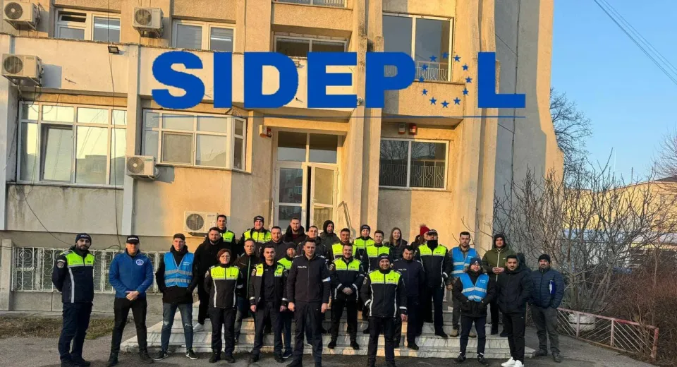 Foto Protest și la IPJ Dolj 