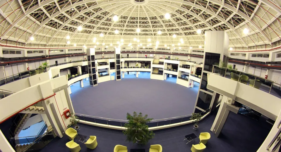 Foto O parte dintre serviciile din cadrul Direcției Taxe și Impozite Craiova se mută la Centrul Multifuncțional