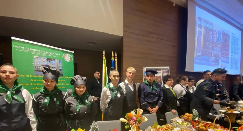 Foto Elevii Liceului de Industrie Alimentară Craiova, premiați