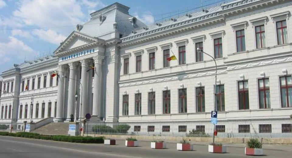 Foto S-a dat startul la înscrierea la facultate