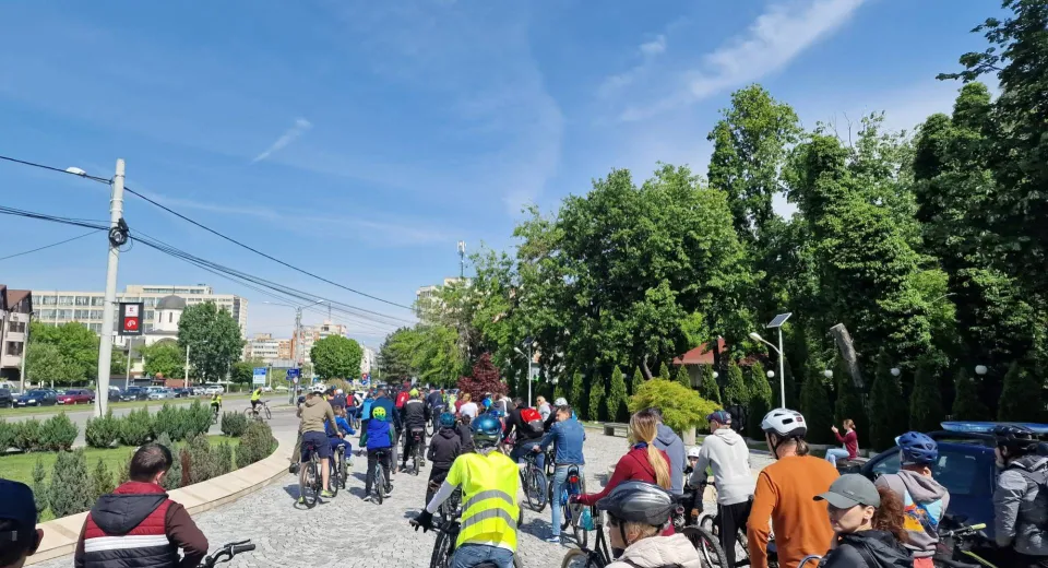 Foto Craiova pe biciclete: O nouă zi de mișcare și distracție în aer liber