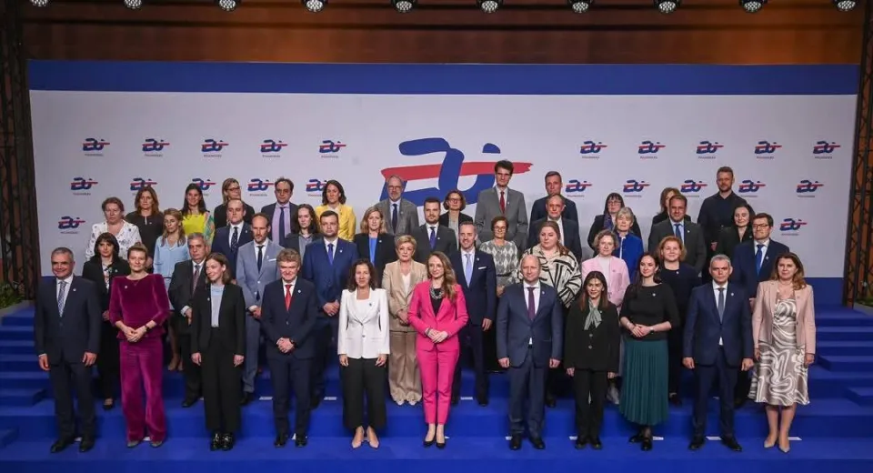 Foto Europa caută soluții pentru locurile de muncă ale viitorului