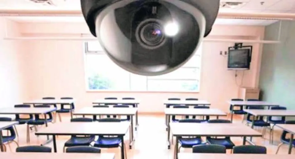 Foto Școlile din România vor fi monitorizate audio-video. Măsura vizează prevenirea violenței