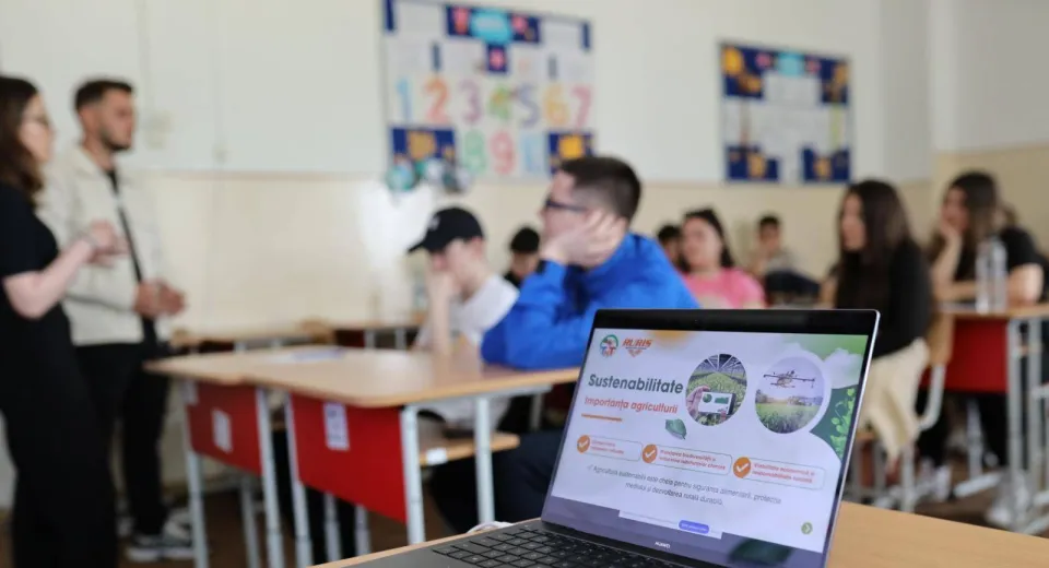 Foto Proiect educațional inovator în Dolj: „COOLtură pentru Agricultură” ajunge în cinci 