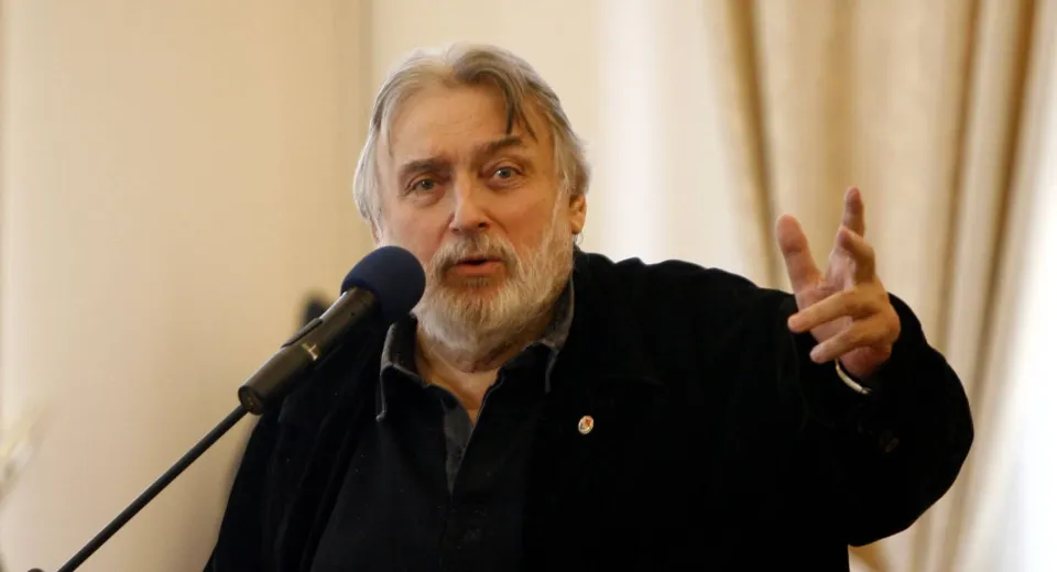 Foto Craiova alocă 100.000 lei pentru Festivalul Internațional „Adrian Păunescu” 2025
