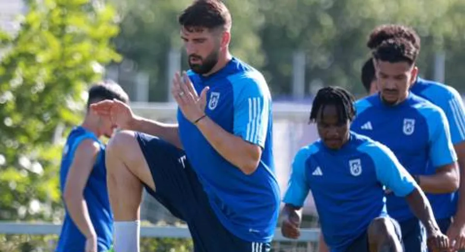 Foto EXCLUSIV. FCU 1948 a sunat adunarea. Lotul alb-albaștrilor prezent la reunire și la antrenament