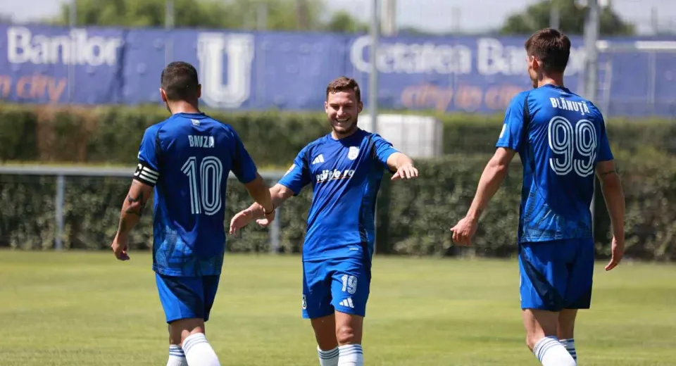 Foto Ploaie de goluri pe Football Park. FCU 1948 Craiova-Viitorul Dăești, scor 9-0