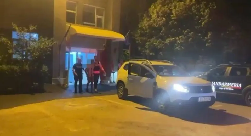 Foto Tânăr de 17 ani, reținut la Craiova pentru furt calificat și conducere fără permis