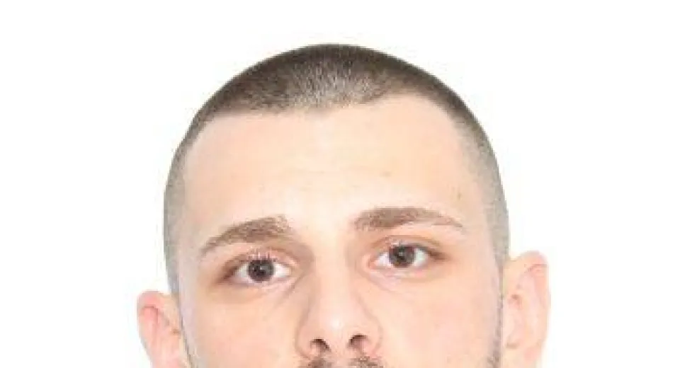 Foto Evadare la Craiova. Un bărbat monitorizat electronic a dispărut de acasă
