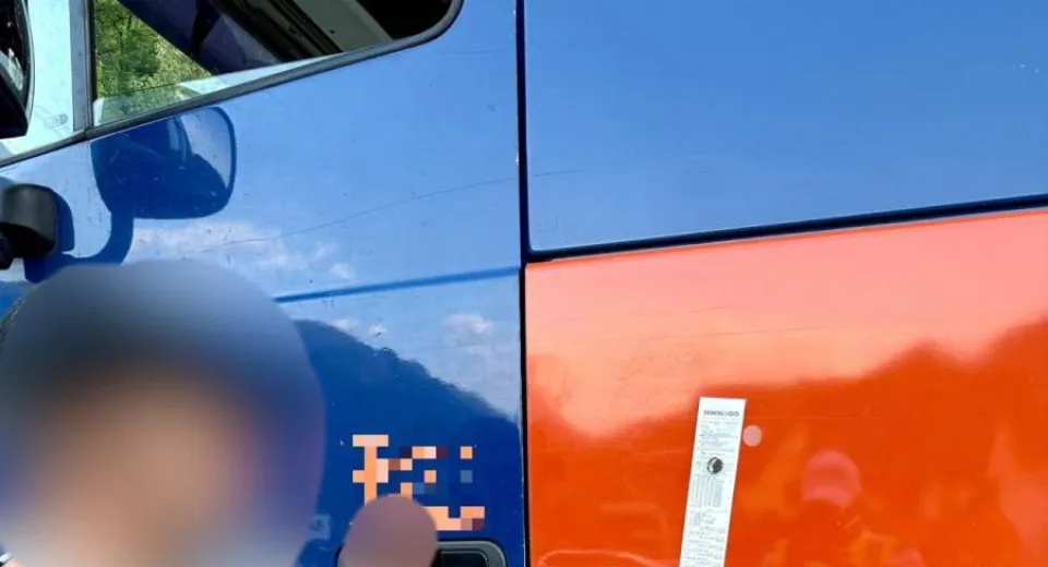 Foto Șofer de TIR prins cu tahograful modificat, amendat cu 9.000 de lei