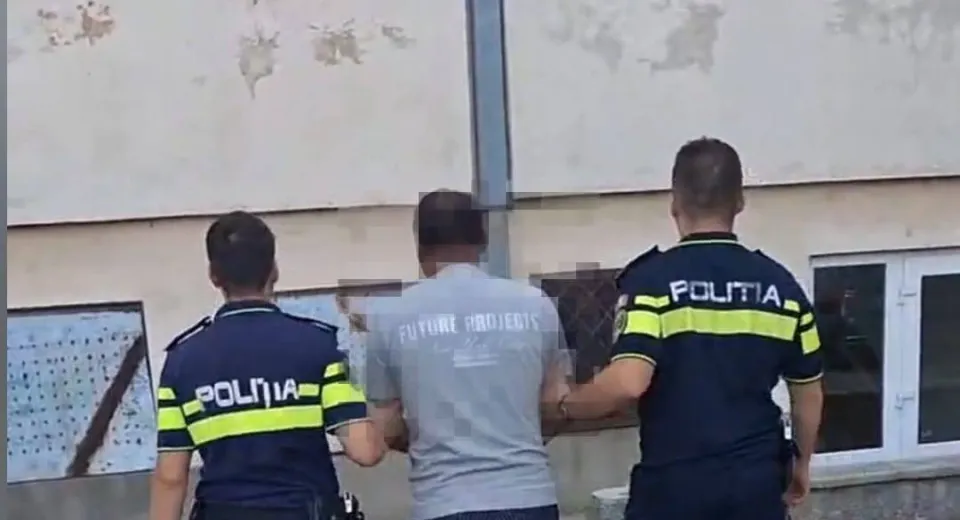 Foto Conflict pe stradă la Băilești. Un bărbat a fost reținut