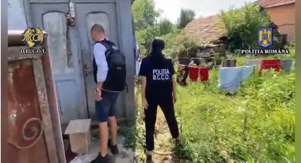 Foto Fată de 13 ani, din Gorj, obligată de mamă și bunică să întrețină relații sexuale cu un fost învățător