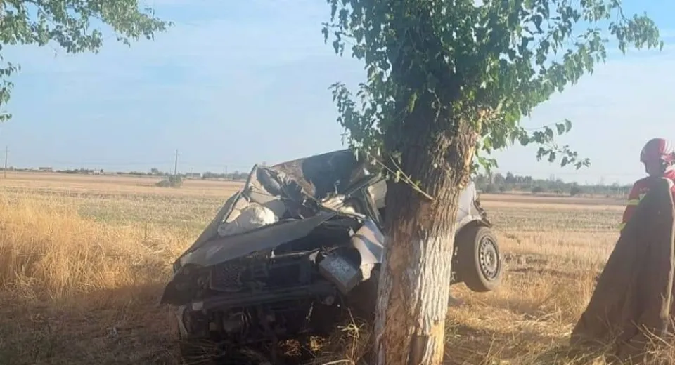 Foto Tragedie rutieră la Deveselu. Tânăr de 18 ani, decedat 