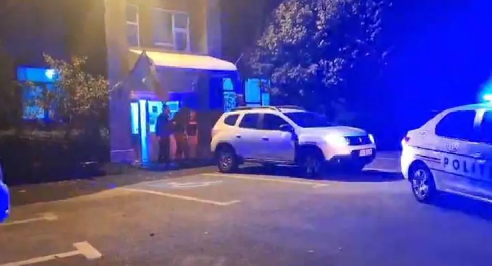 Foto Bărbat din Craiova, prins cu brățara electronică activă în apropierea soției