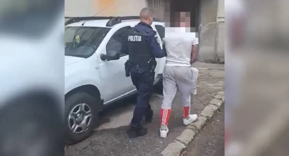 Foto Lovit cu pumnii și un obiect contondent. Un bărbat reținut, după conflict în Galicea Mare