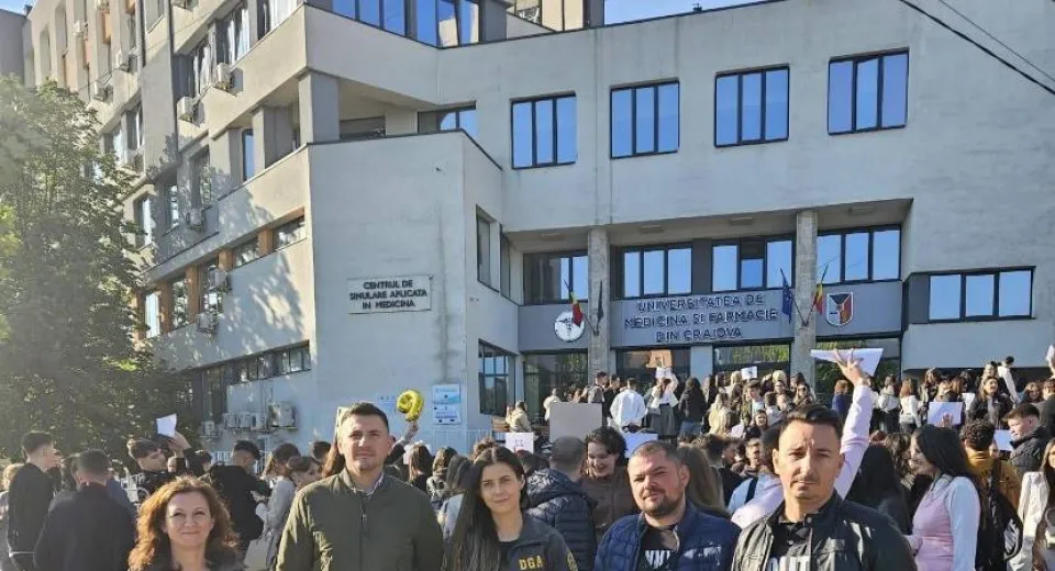 Foto „E timpul să nu mai dăm și noi ceva”, mesajul DGA pentru tinerii din Craiova
