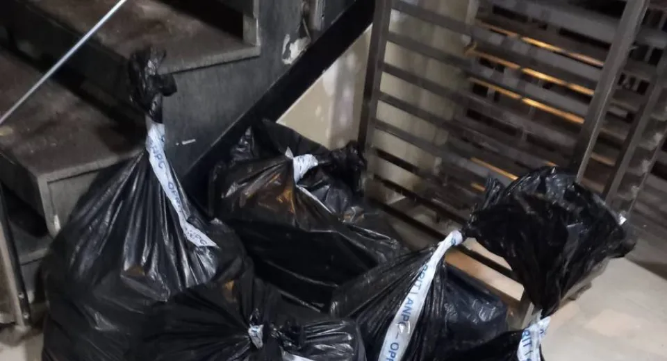 Foto Un magazin de panificație, sancționat de ANPC după apariția unui rozător într-un videoclip online