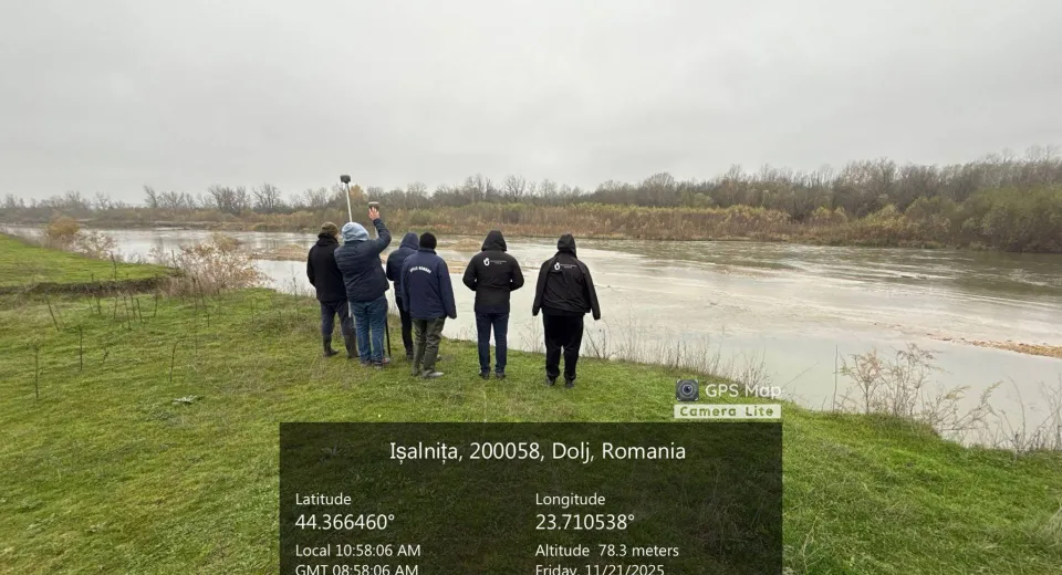 Foto Dosar penal după exploatări ilegale pe râul Jiu, în zona Ișalnița