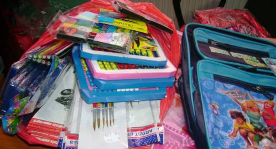 Foto Goana după rechizite şcolare