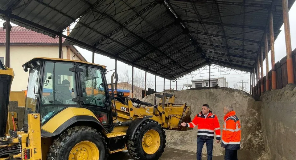 Foto Verificări la bazele de deszăpezire din Dolj. Autoritățile spun că sunt pregătite