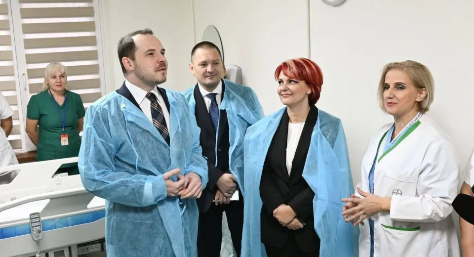 Foto Terapia Intensivă a tăcerii la Neuropsihiatrie Craiova. Secția e „gata”, pacienții mai așteaptă, iar jurnaliștii sunt trimiși la reeducare