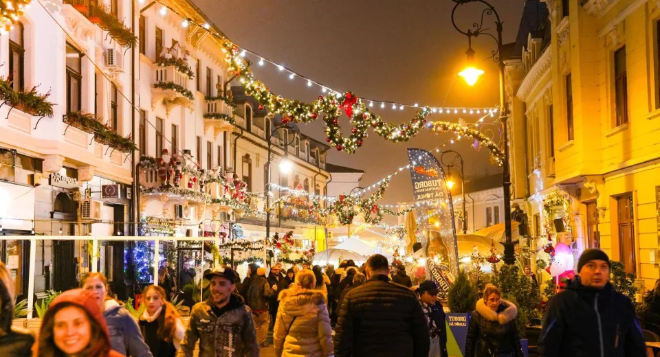Foto Municipalitatea anunță prelungirea Târgului de Crăciun din Craiova