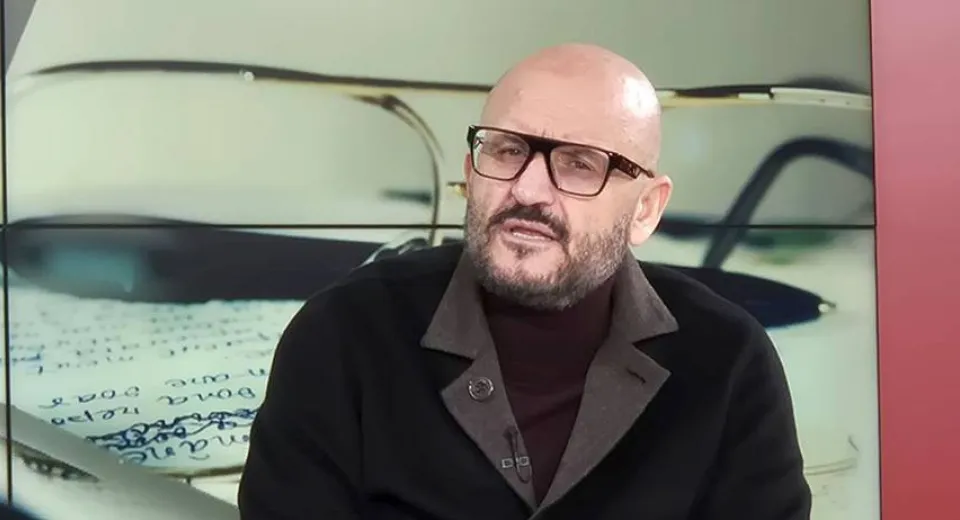 Foto Adrian Mititelu o dinamitează pe CSU: „Îi vom obliga să își schimbe culorile. Voi recâștiga si sigla cu leul“