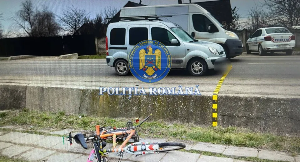 Foto DOLJ: Tragedie pe DJ 561B. Un biciclist și-a pierdut viața într-un accident rutier