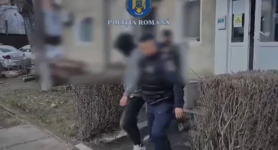 Foto GORJ: Reținuți pentru furt de motorină 