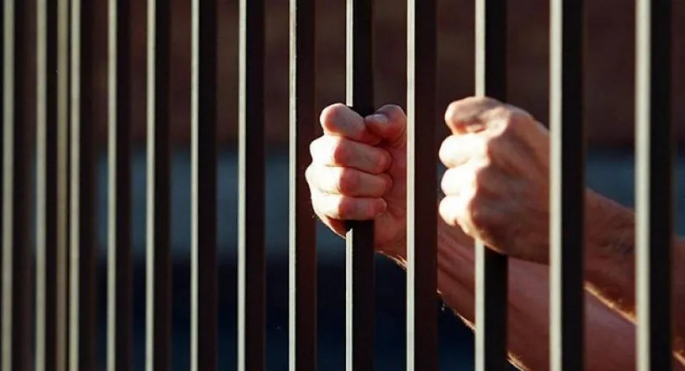 Foto Cocaină, ketamină și canabis ridicate în urma unei percheziții la Drobeta-Turnu Severin. Un bărbat, după gratii 