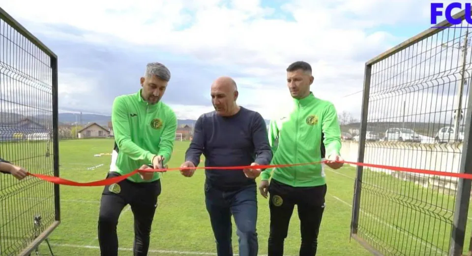 Foto Pe urmele lui Gică Hagi. Frații Costea și-au deschis academie de fotbal. „Vis împlinit!“