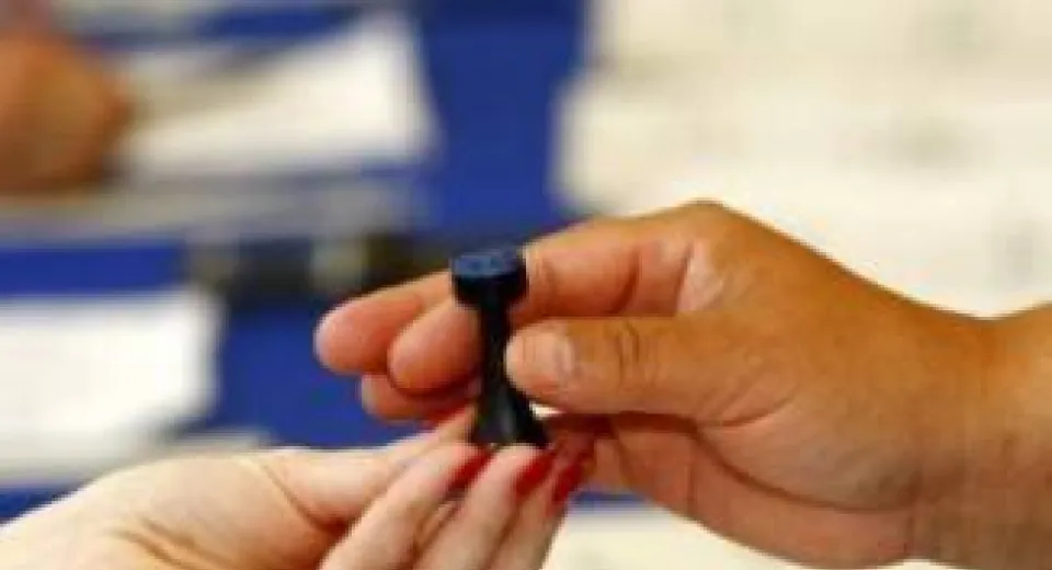 Foto Dosar penal după ce a încercat să voteze de două ori