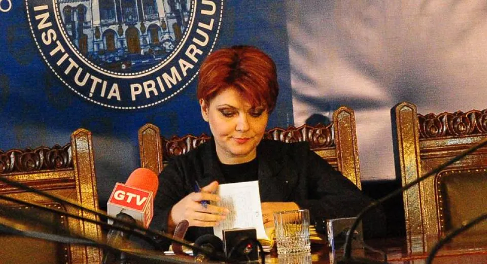 Foto Primăria dezumflă taxele locale